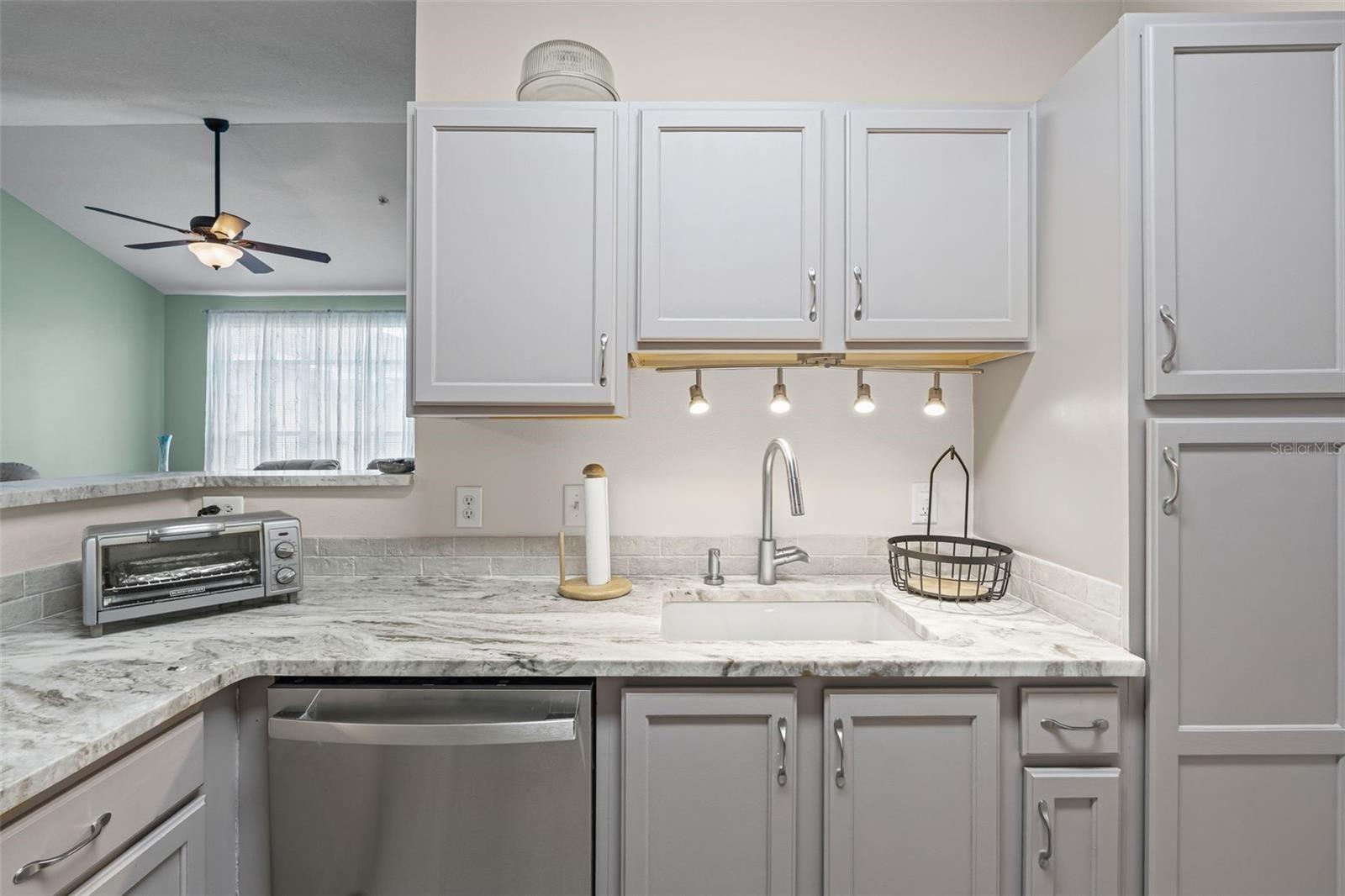 THE PALMS OF CORTEZ - Residential Lease