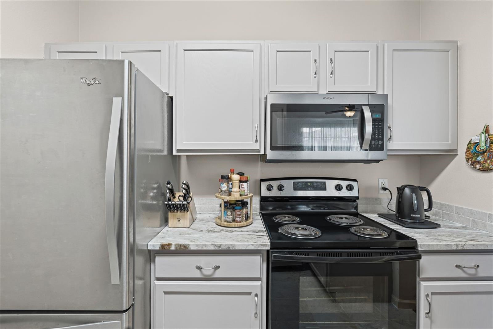 THE PALMS OF CORTEZ - Residential Lease