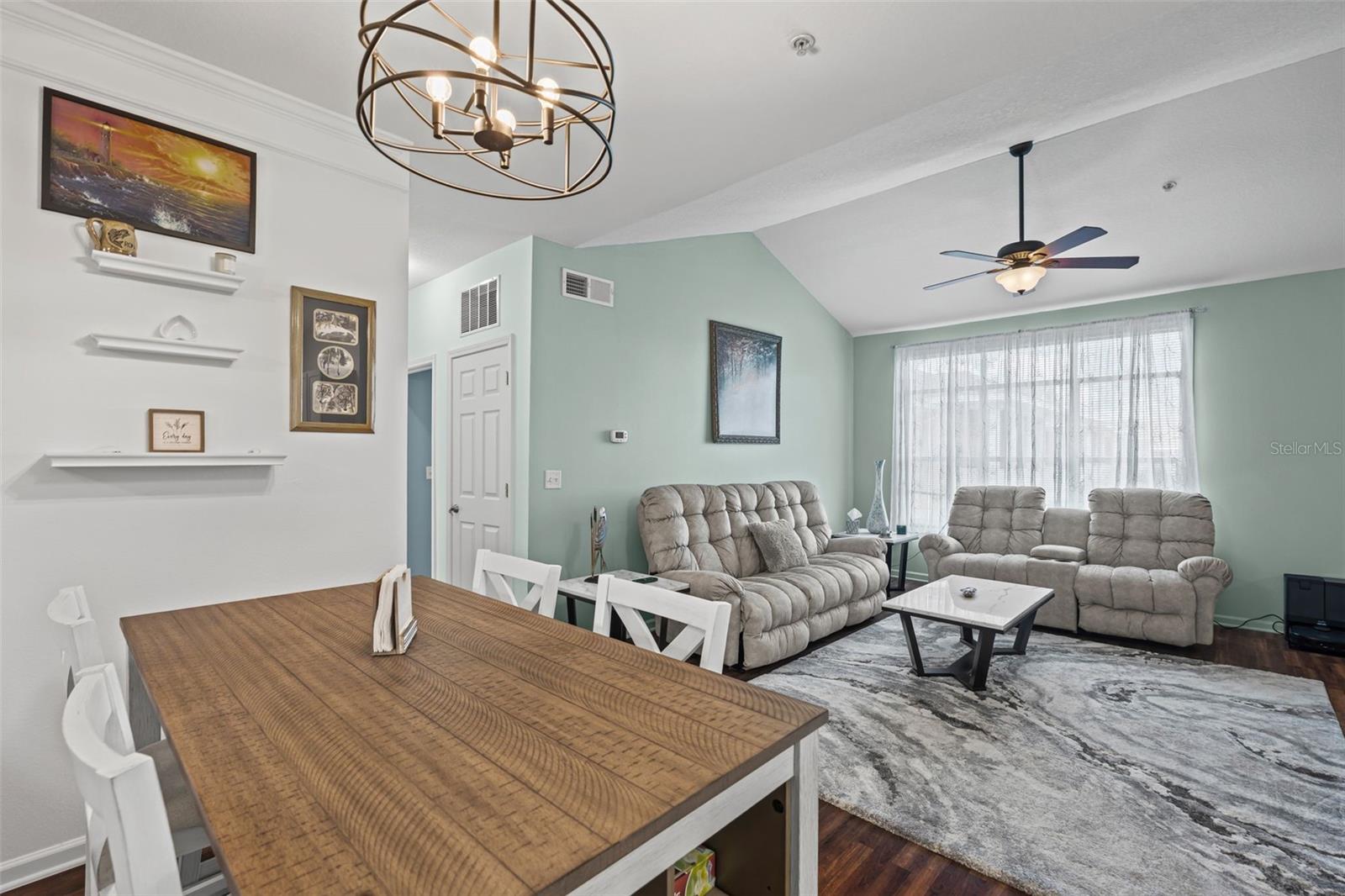 THE PALMS OF CORTEZ - Residential Lease