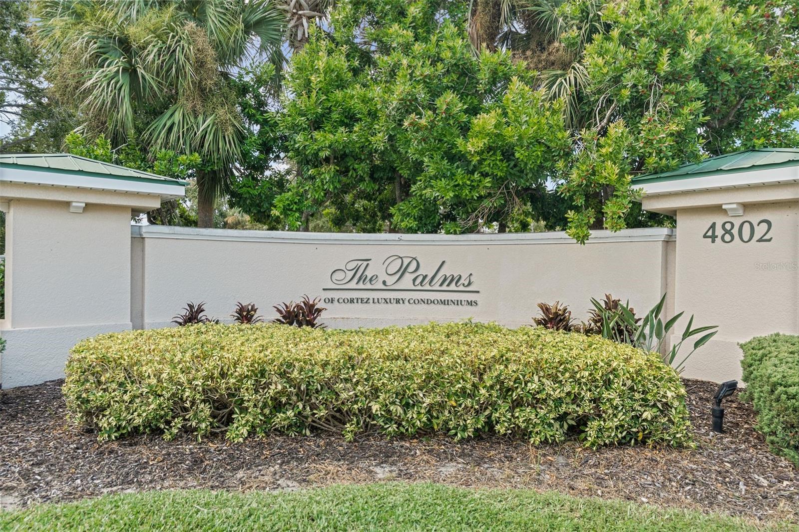 THE PALMS OF CORTEZ - Residential Lease