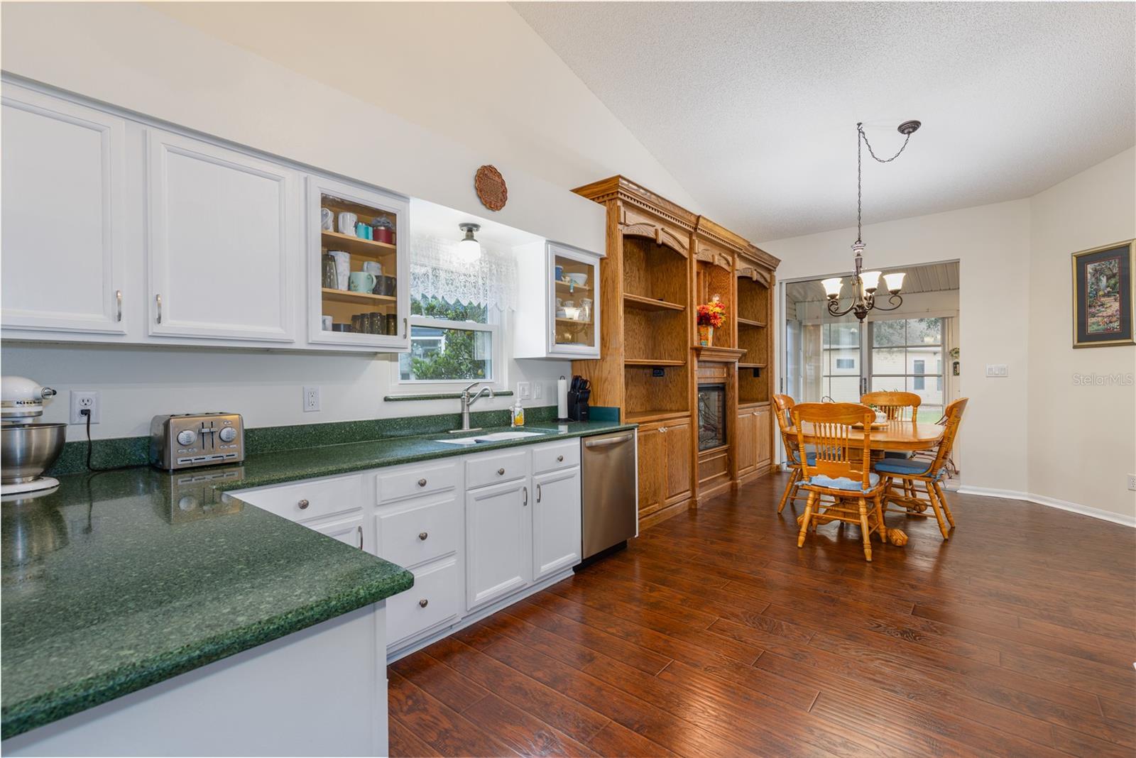 PLANTATION AT LEESBURG OAK TREE VILLAGE - Residential