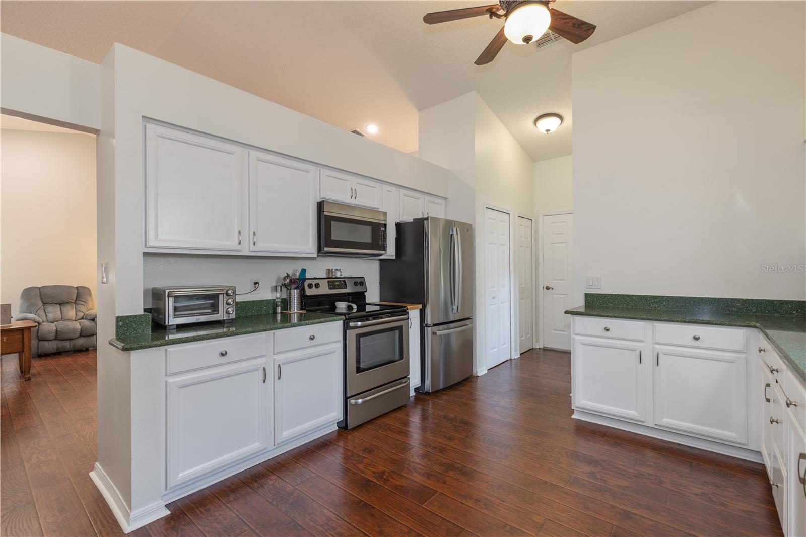 PLANTATION AT LEESBURG OAK TREE VILLAGE - Residential