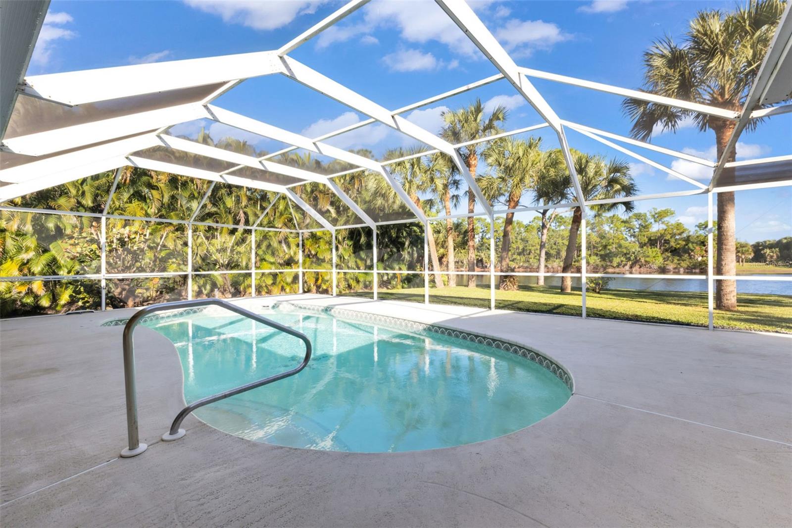 HARBORSIDE WOODS - Residential