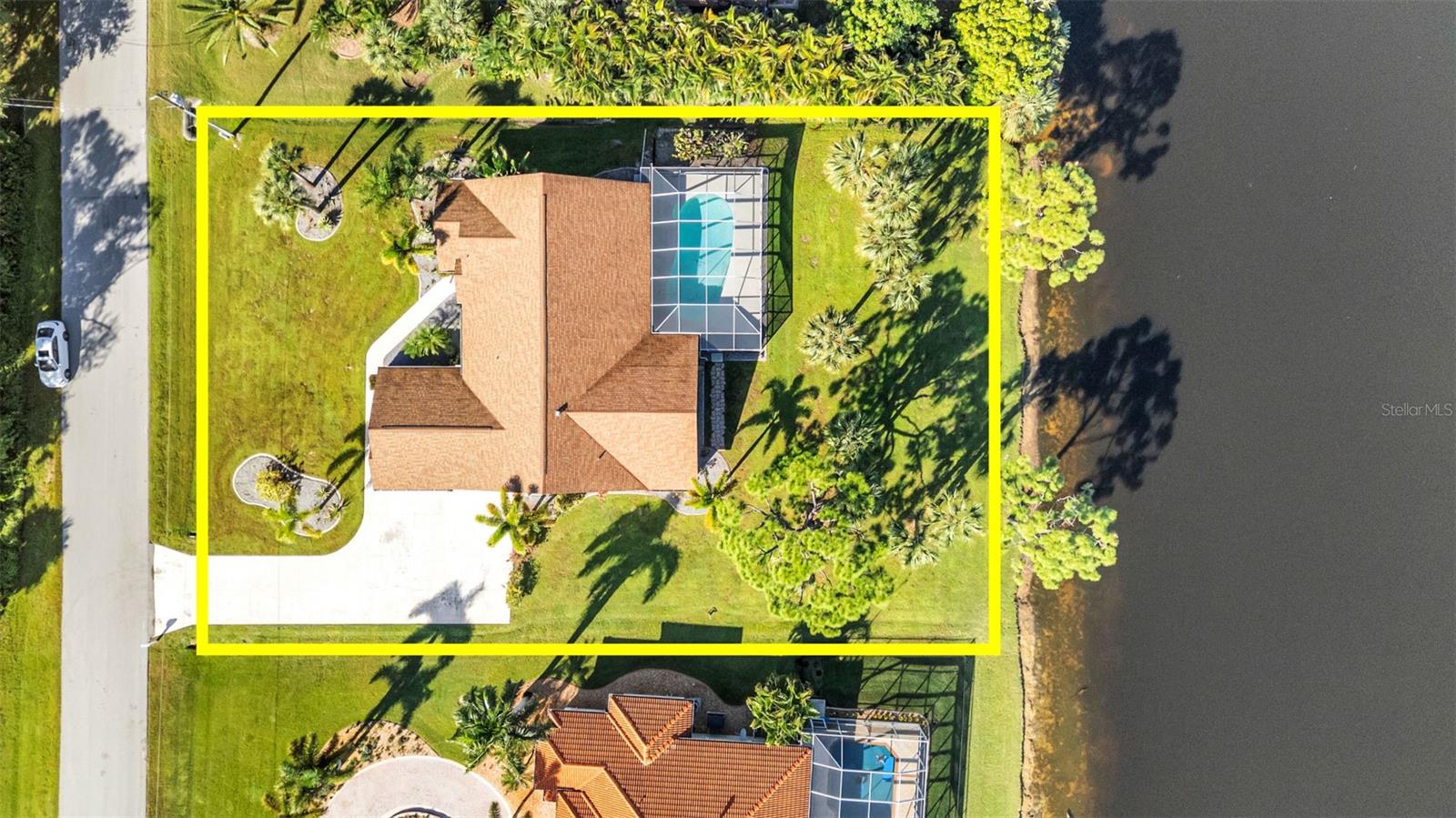 HARBORSIDE WOODS - Residential