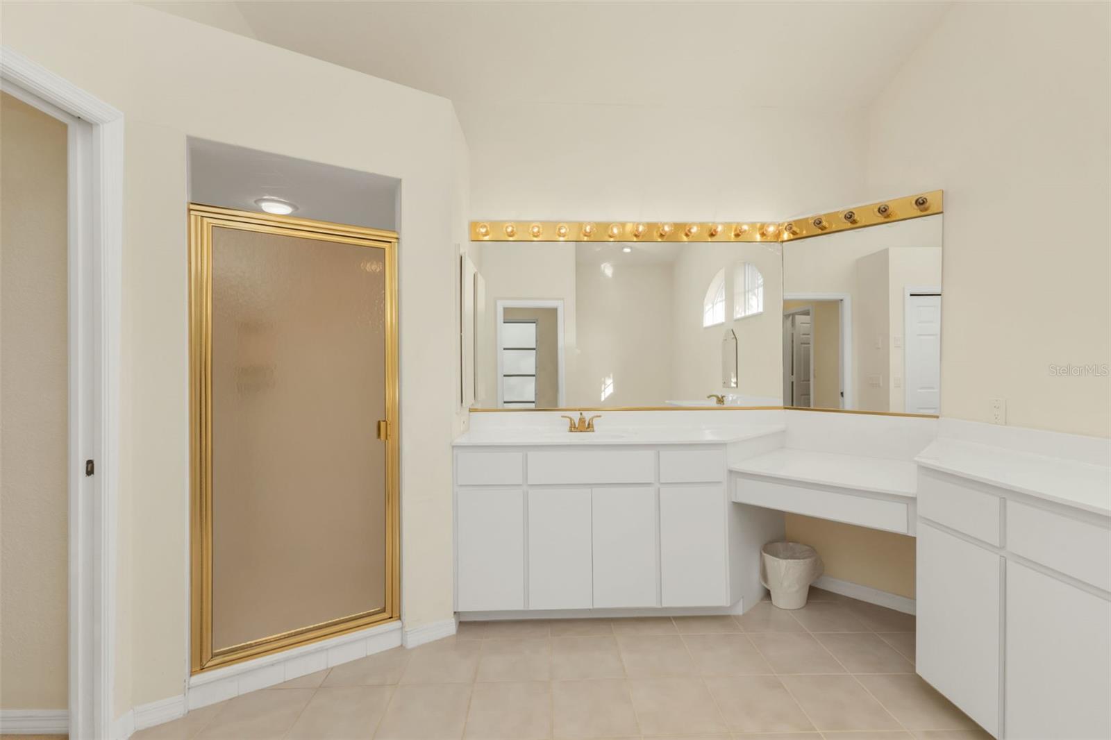 HARBORSIDE WOODS - Residential