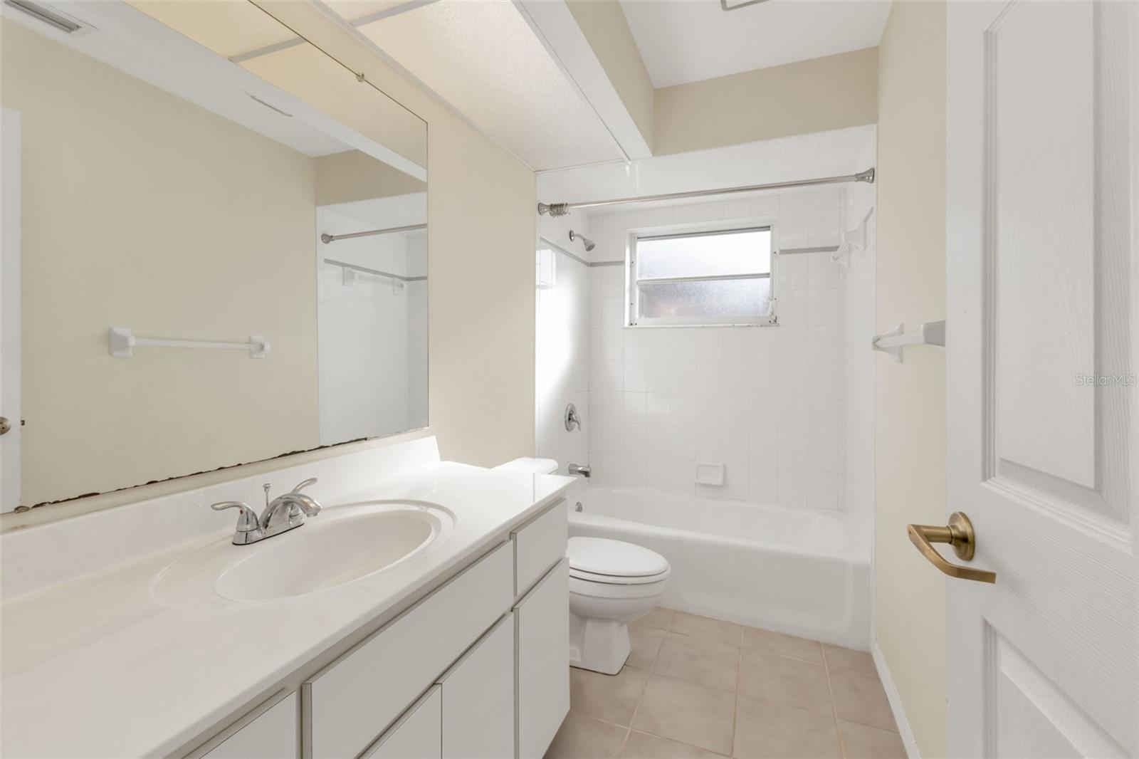 HARBORSIDE WOODS - Residential