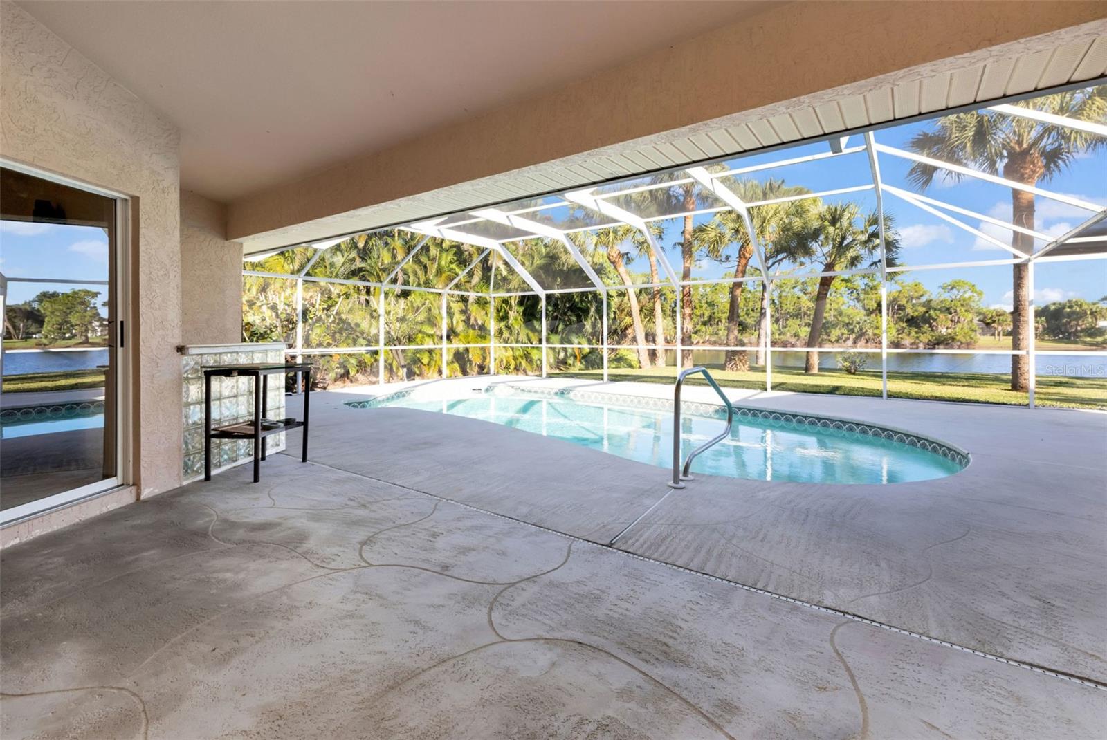 HARBORSIDE WOODS - Residential