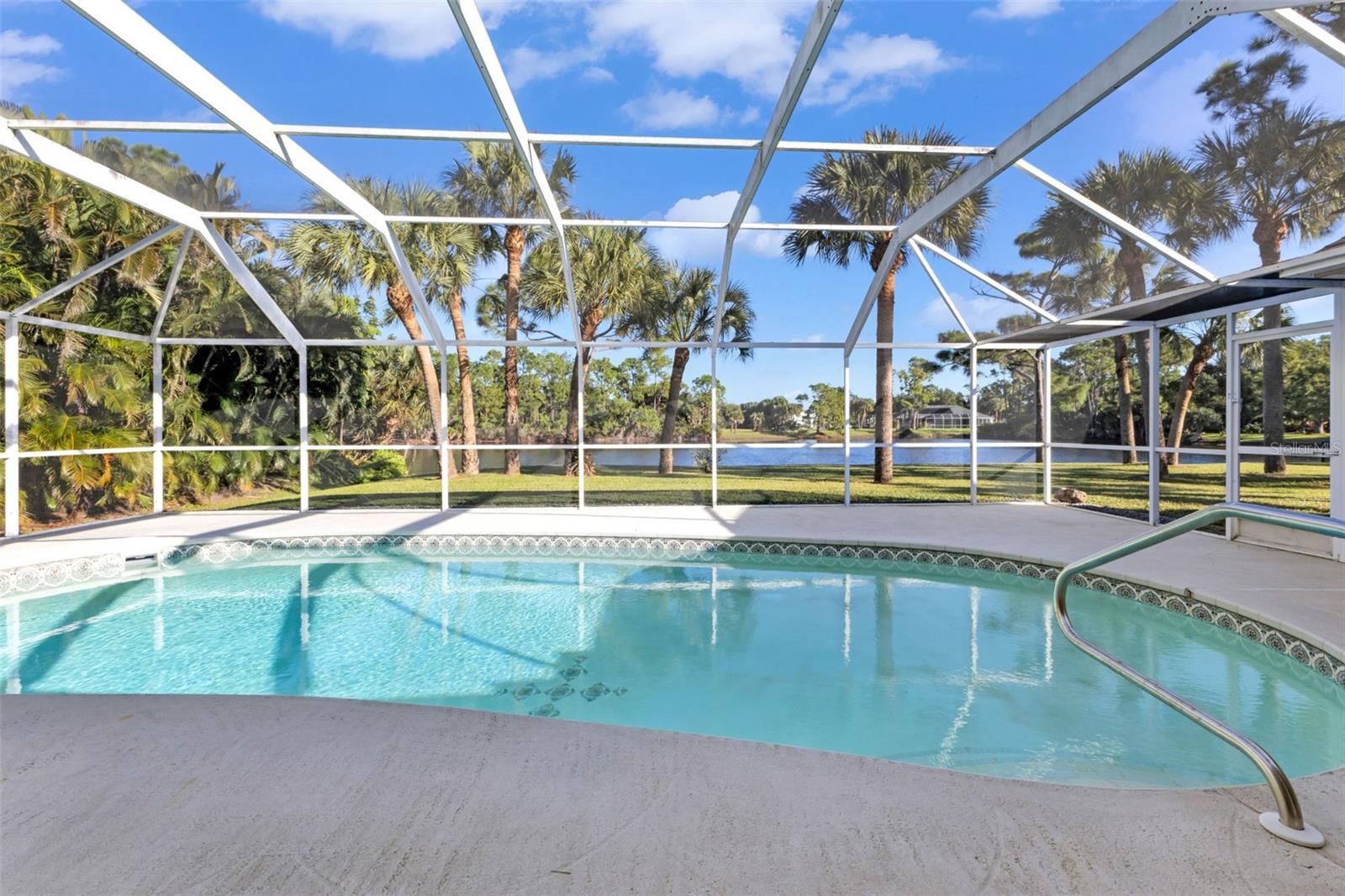 HARBORSIDE WOODS - Residential