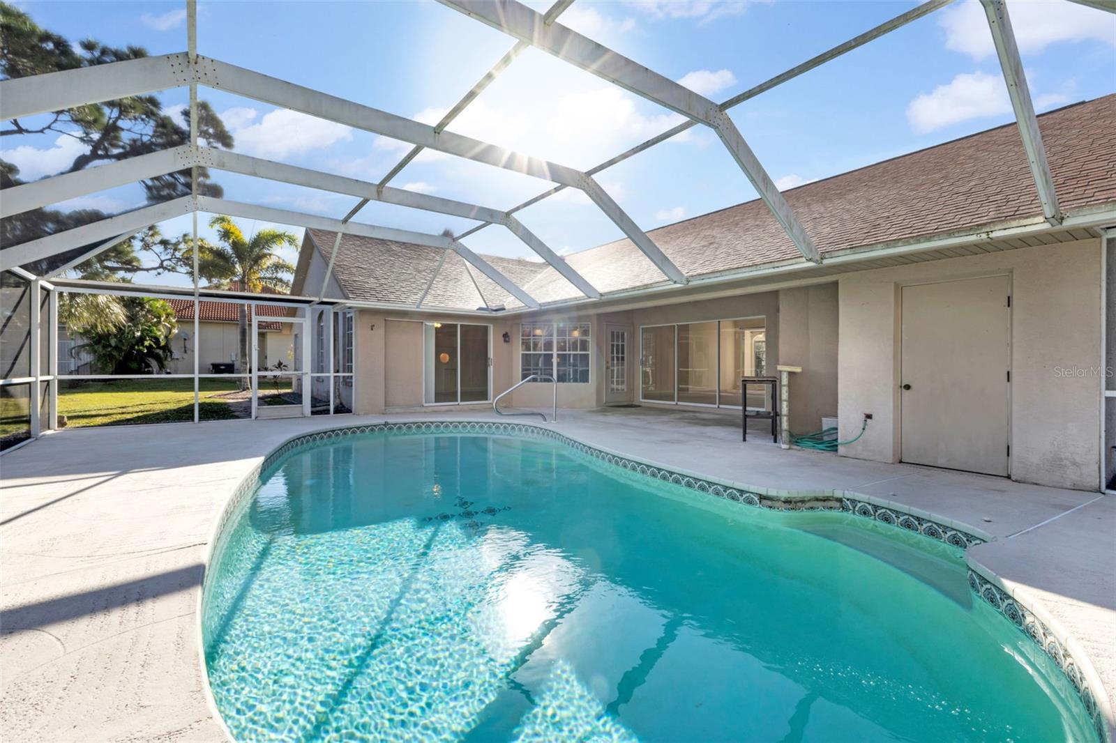 HARBORSIDE WOODS - Residential