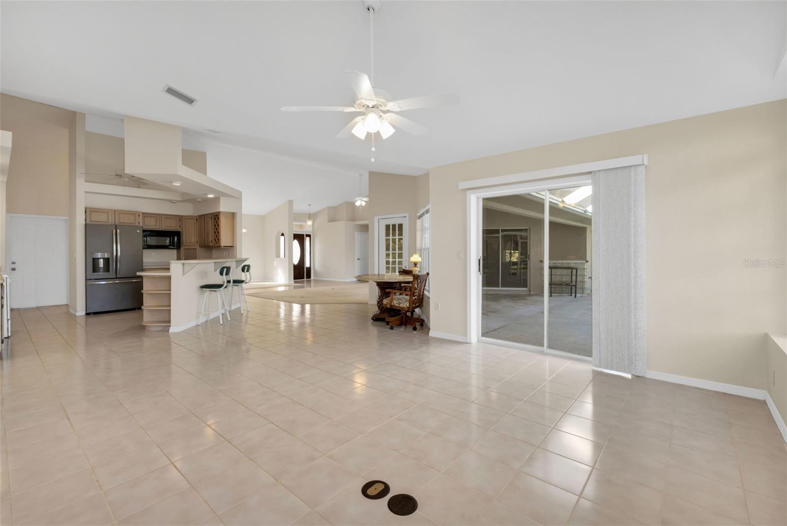 HARBORSIDE WOODS - Residential