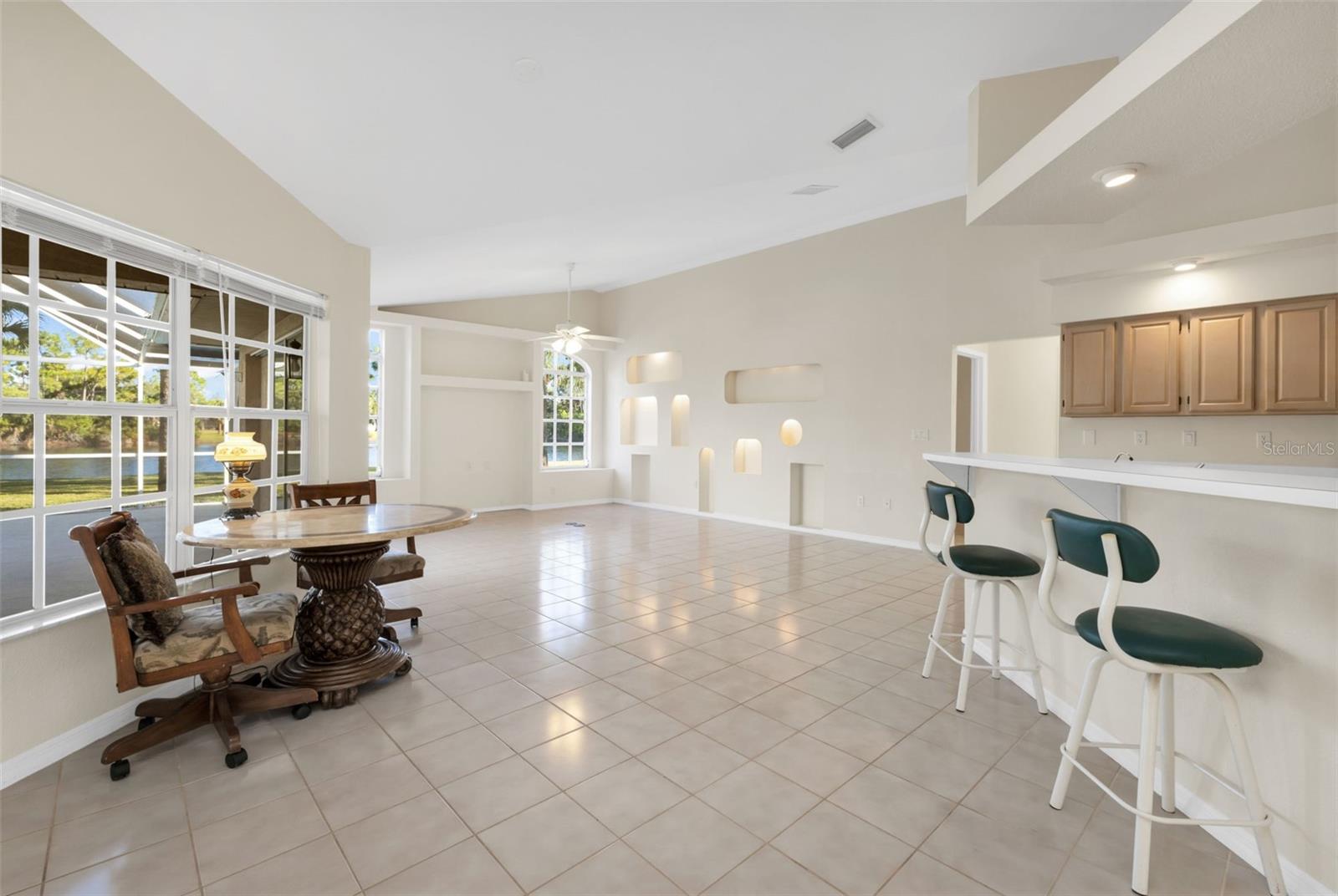 HARBORSIDE WOODS - Residential