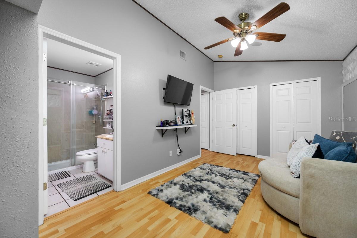 CARROLLWOOD CREEK - Residential