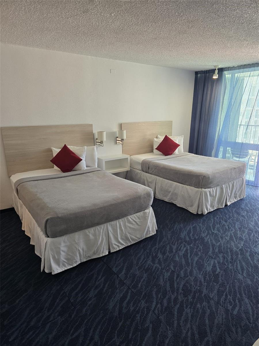 COND. ESJ TOWERS - Residential