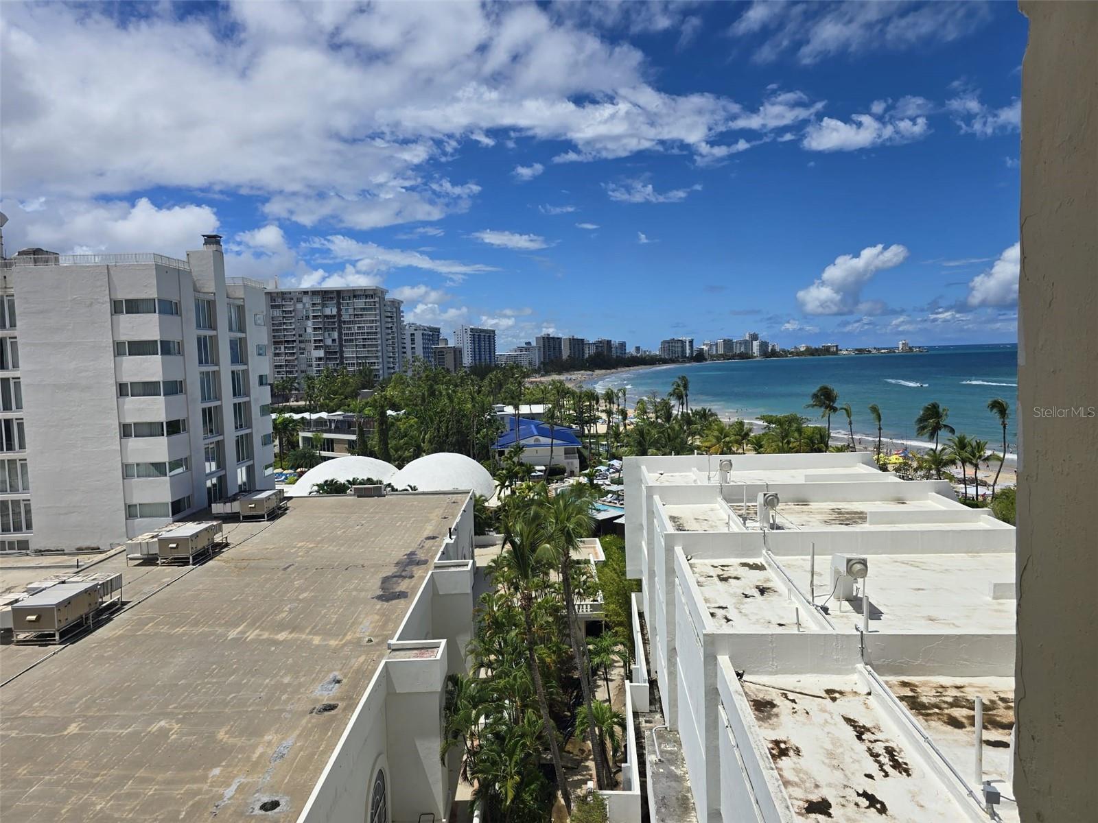 COND. ESJ TOWERS - Residential