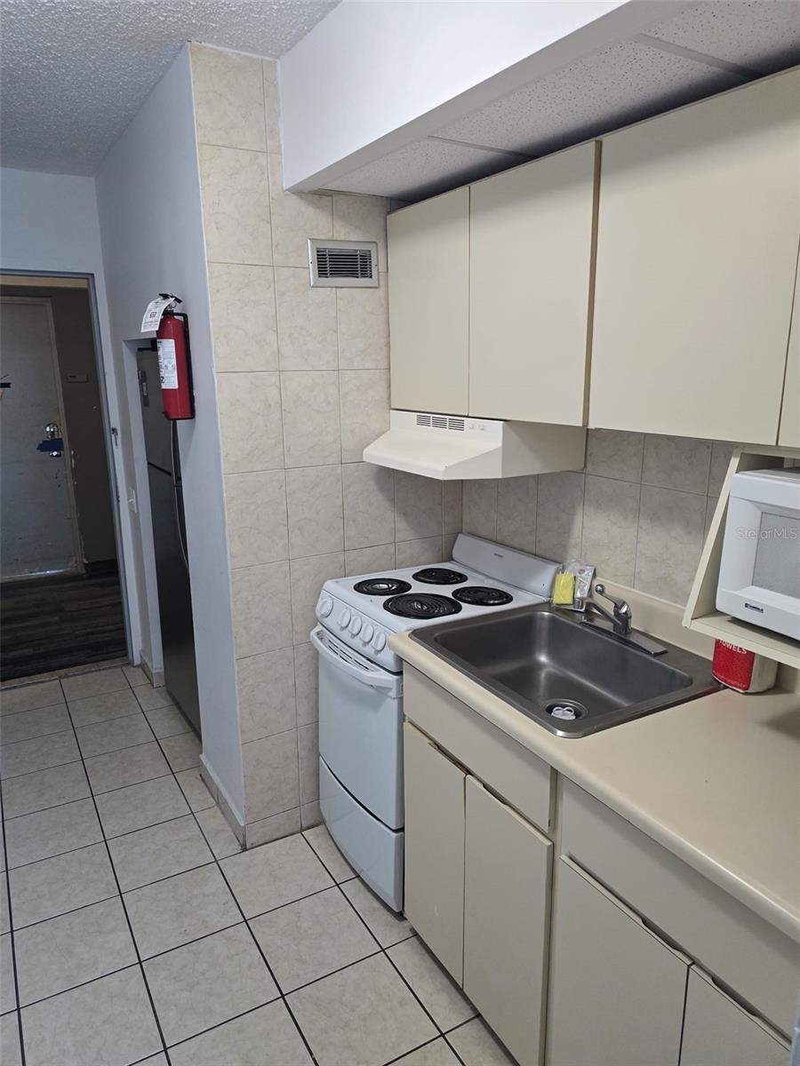 COND. ESJ TOWERS - Residential