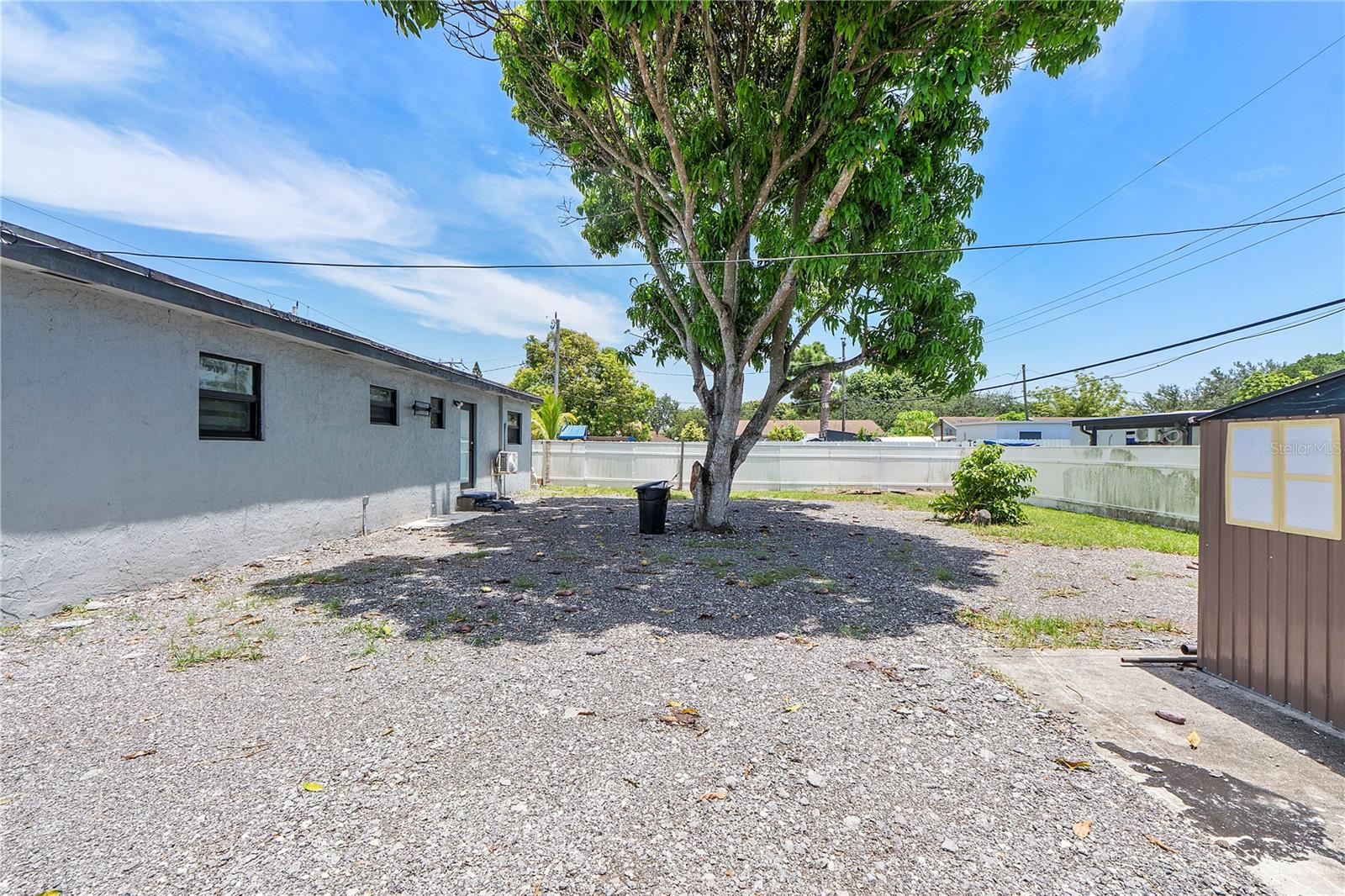 16011 NW 40TH COURT