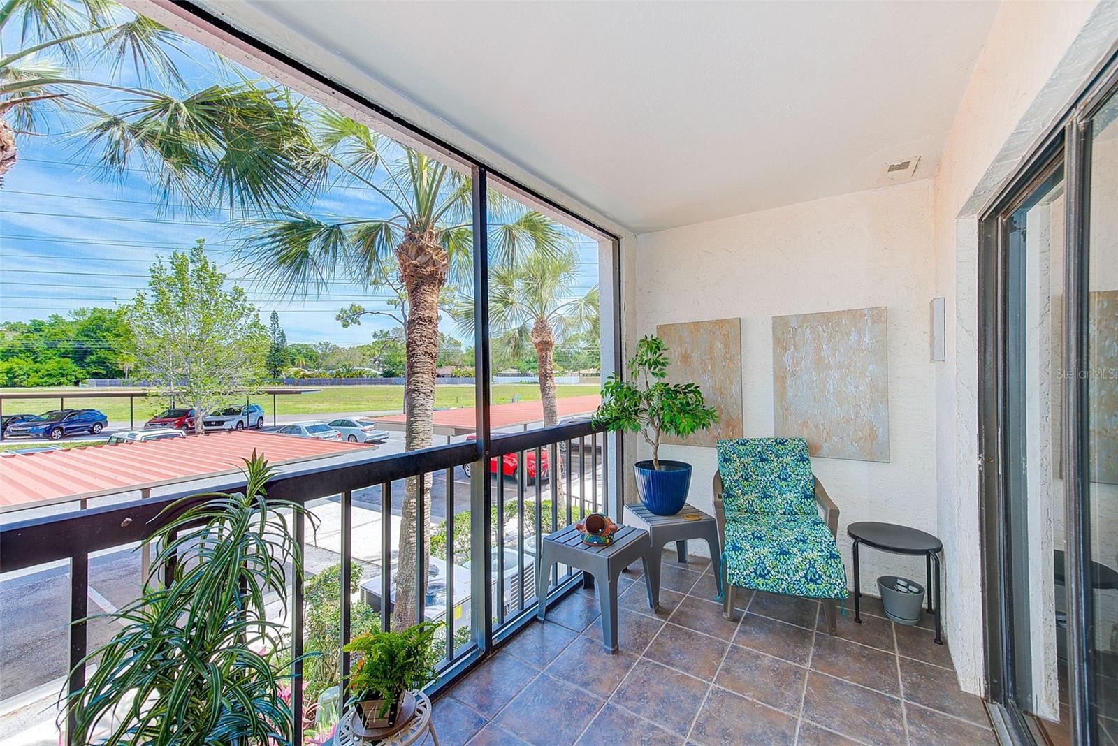 INVERNESS CONDO - Residential