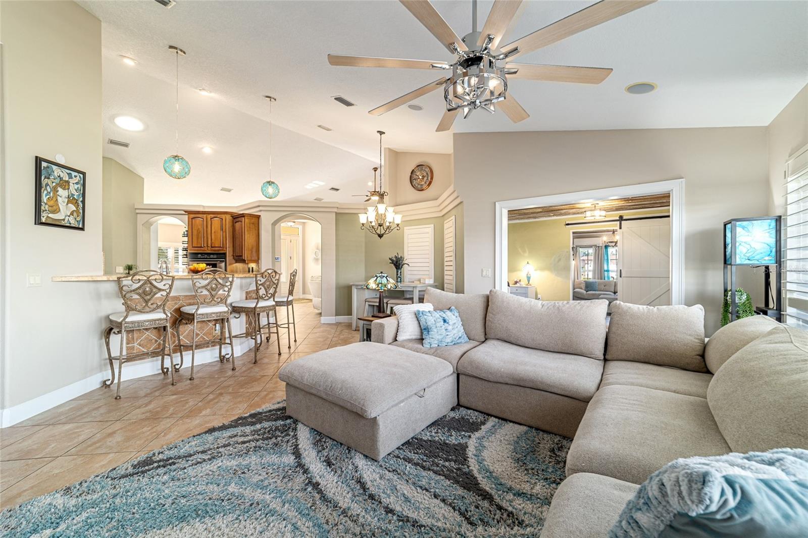 SILVER SPGS SHORES #27 - Residential