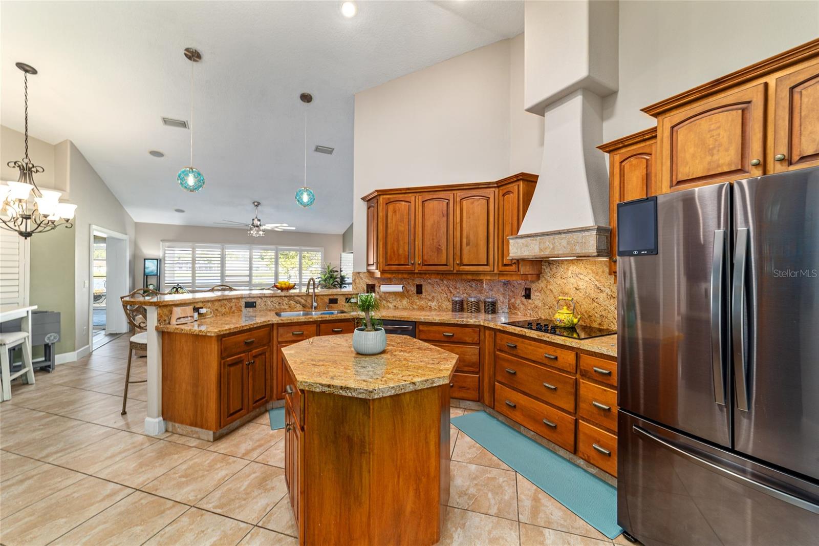 SILVER SPGS SHORES #27 - Residential