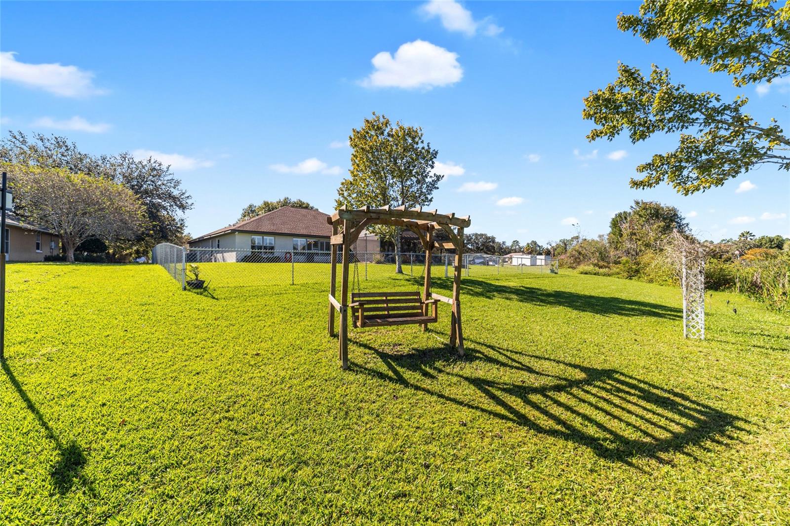 SILVER SPGS SHORES #27 - Residential