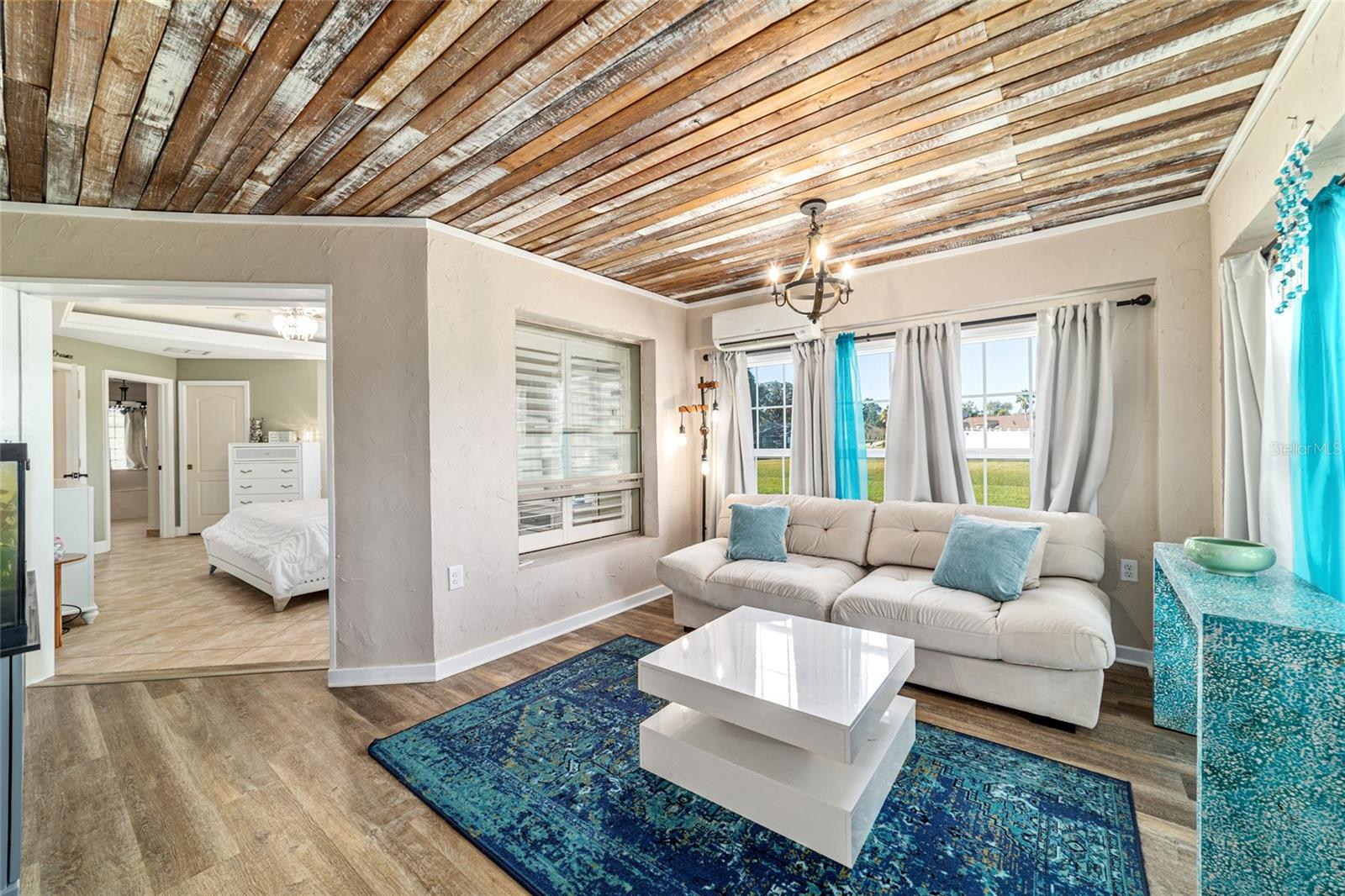 SILVER SPGS SHORES #27 - Residential