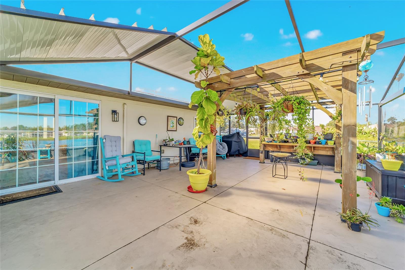 SILVER SPGS SHORES #27 - Residential