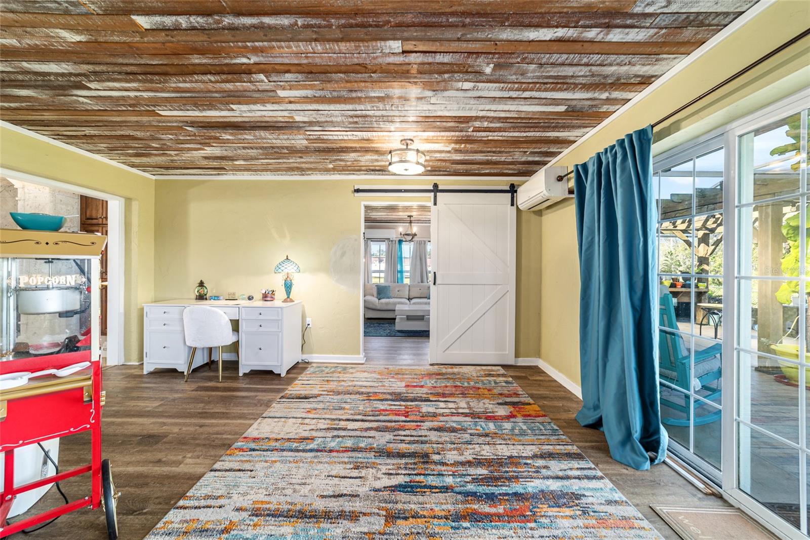 SILVER SPGS SHORES #27 - Residential