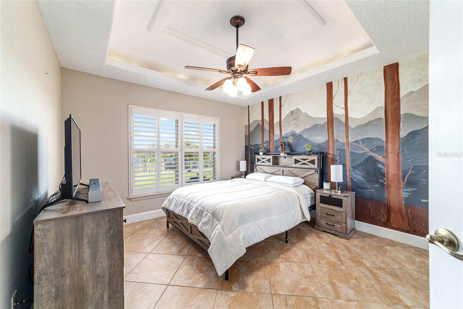 SILVER SPGS SHORES #27 - Residential