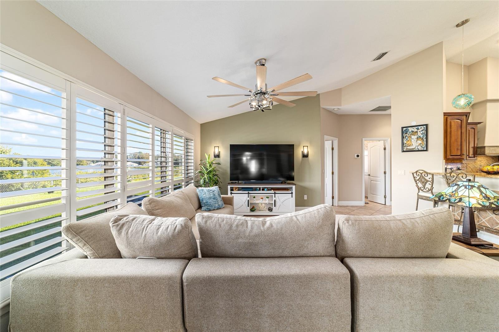 SILVER SPGS SHORES #27 - Residential