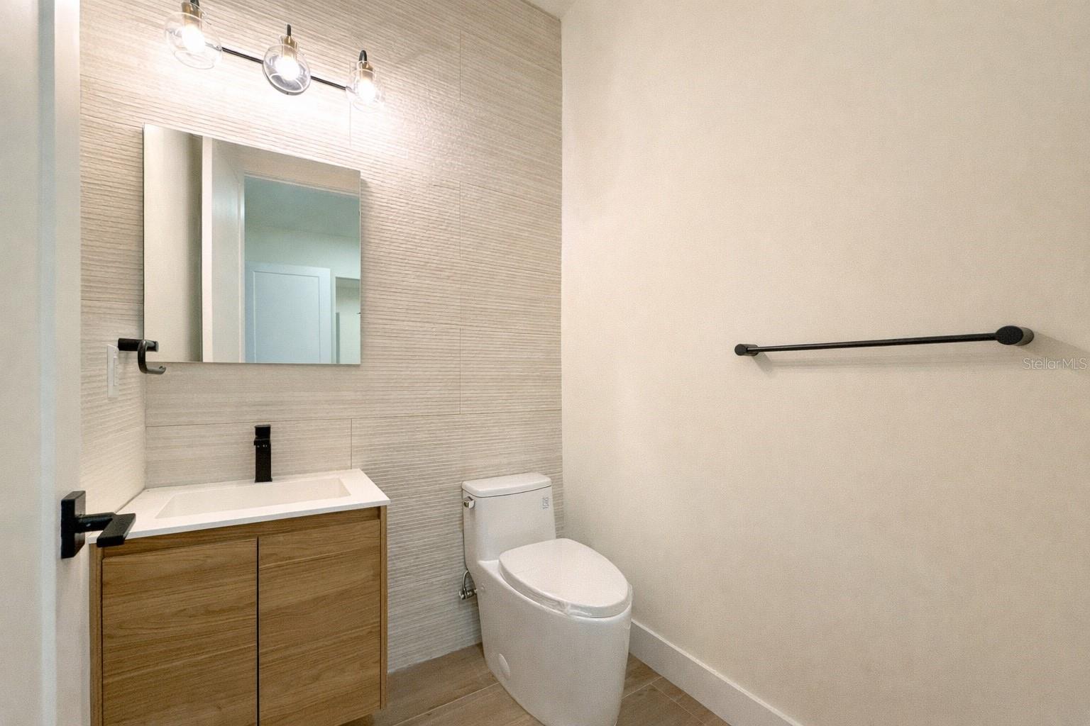 ROLLING HILLS UN 05 - Residential