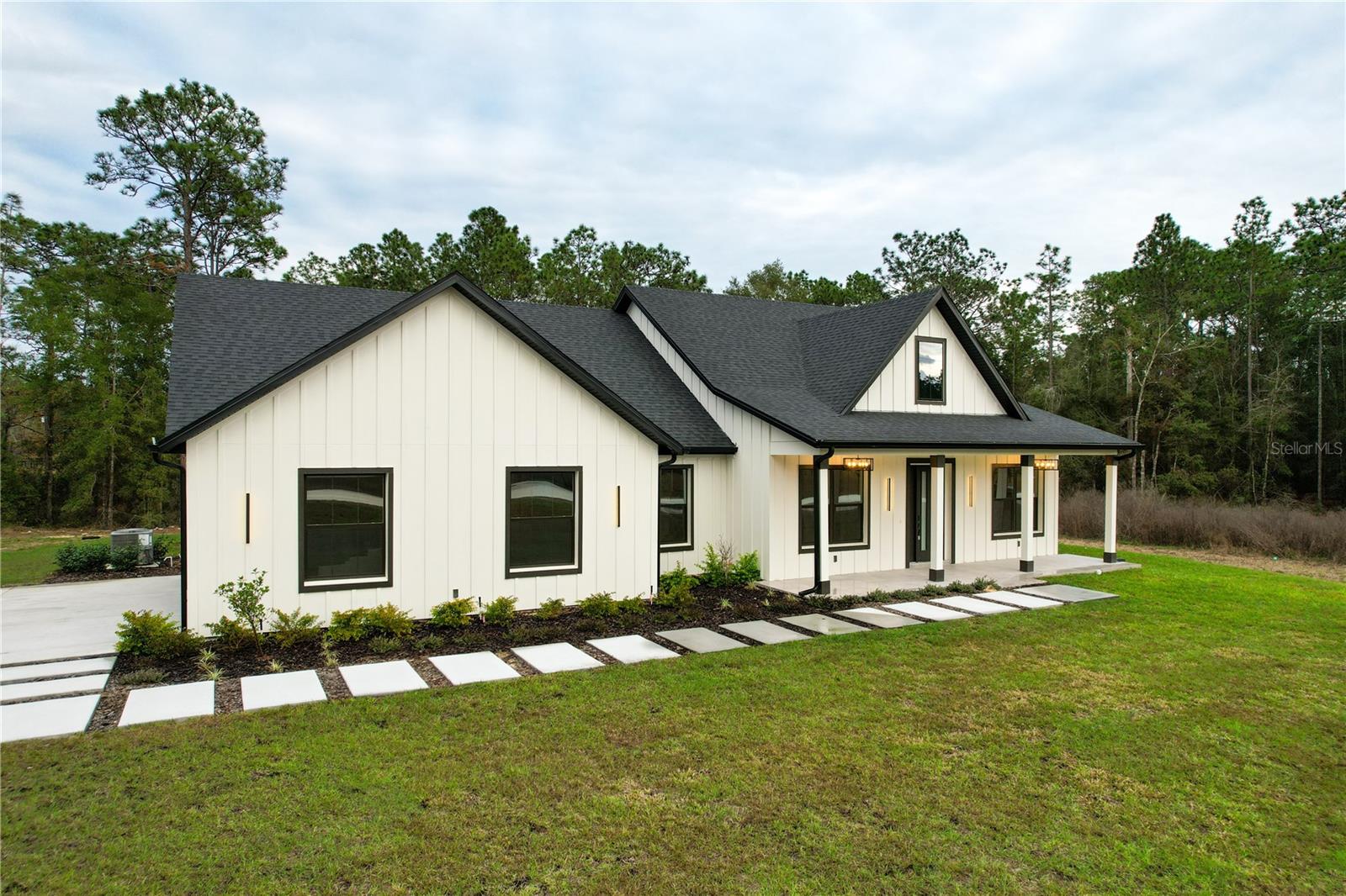 ROLLING HILLS UN 05 - Residential