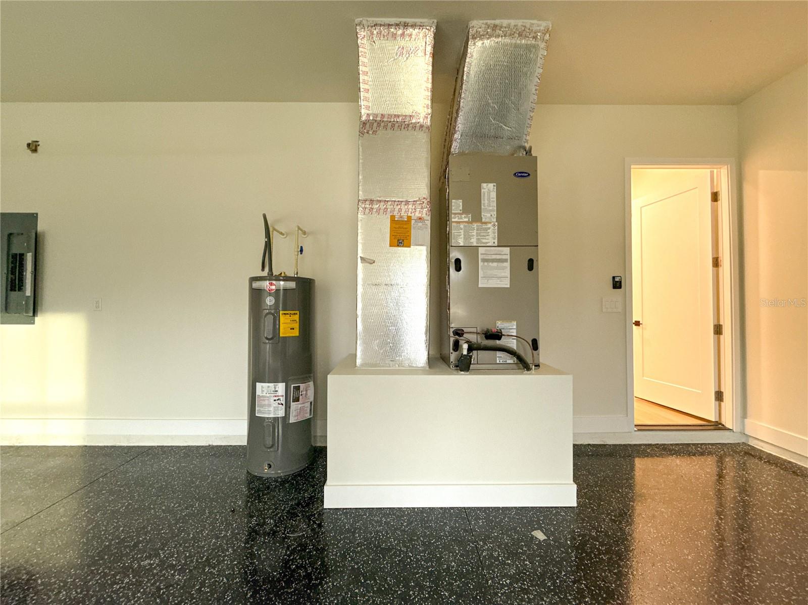 ROLLING HILLS UN 05 - Residential