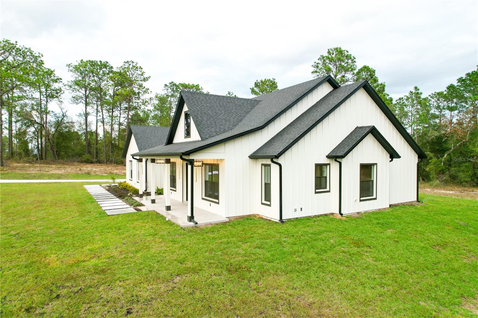 ROLLING HILLS UN 05 - Residential