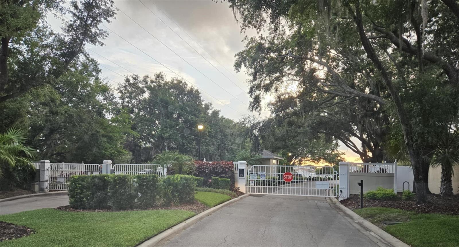 FAIRWAY OAKS FIRST ADD - Residential