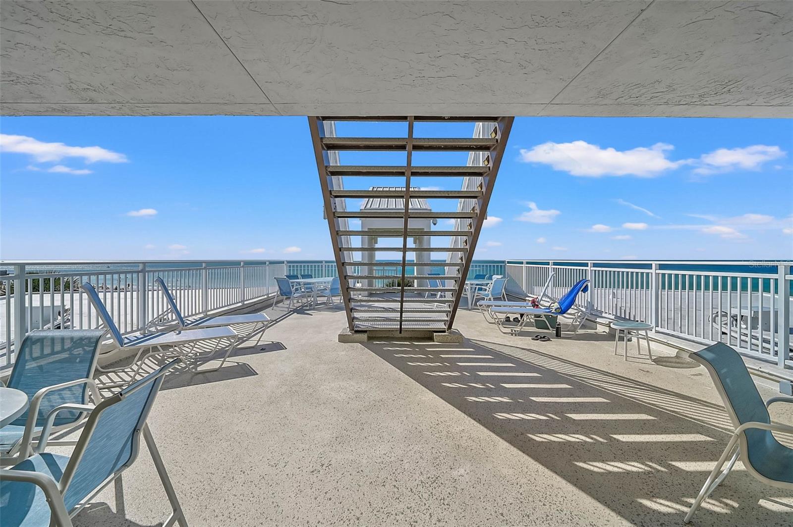 HOUSE SUN - Residential