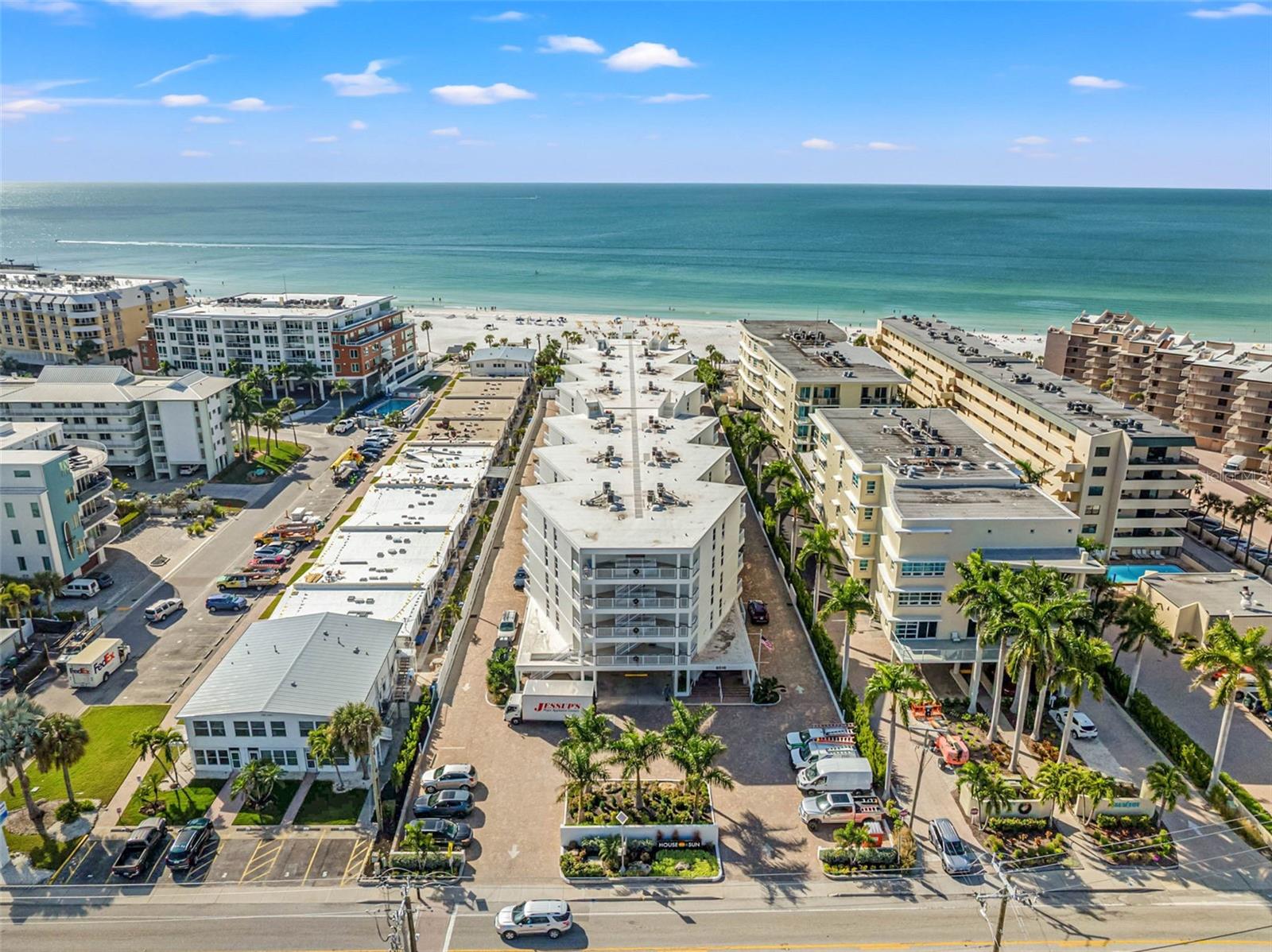 HOUSE SUN - Residential