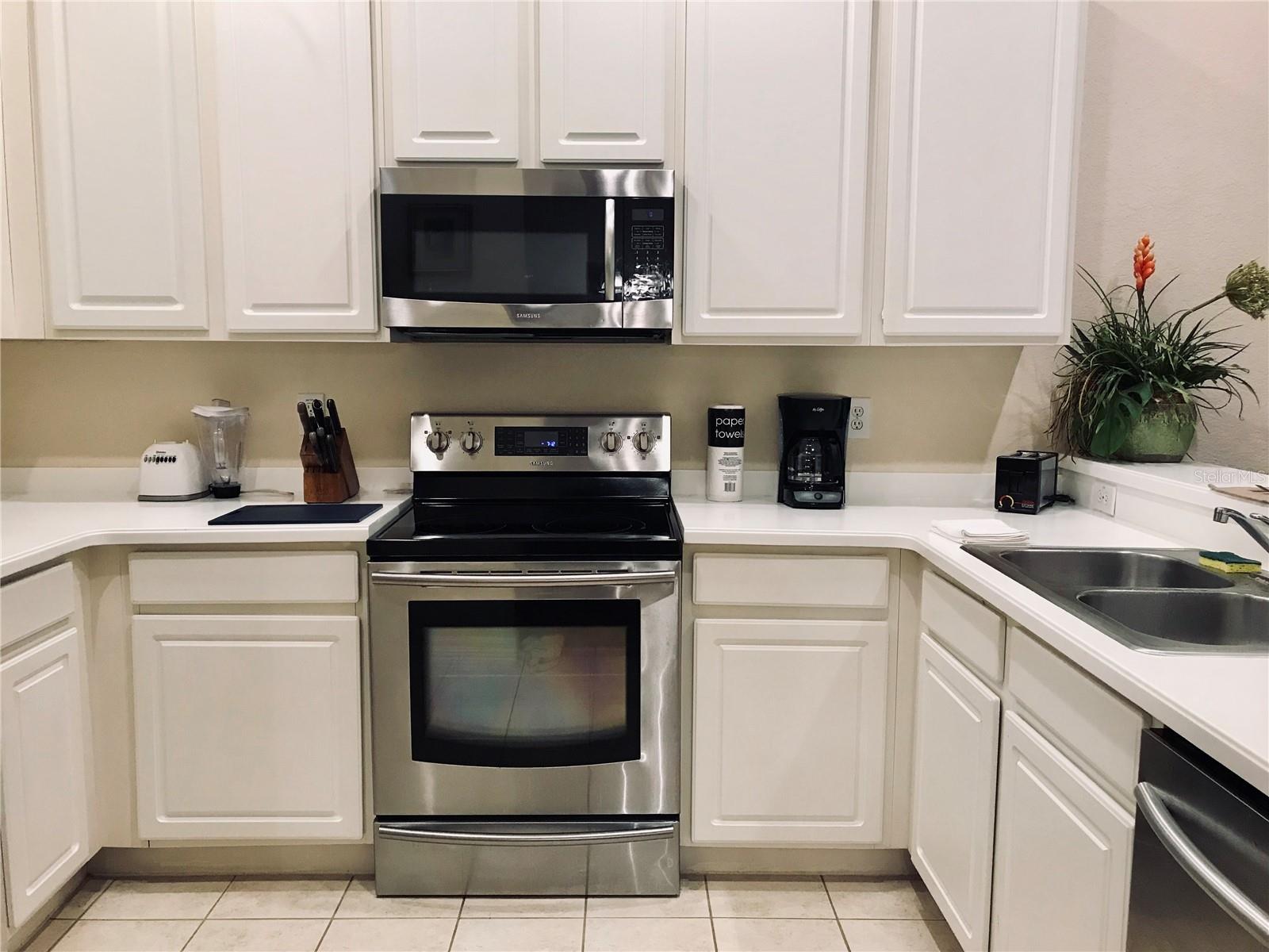 BAHAMA BAY A CONDO - Residential Lease