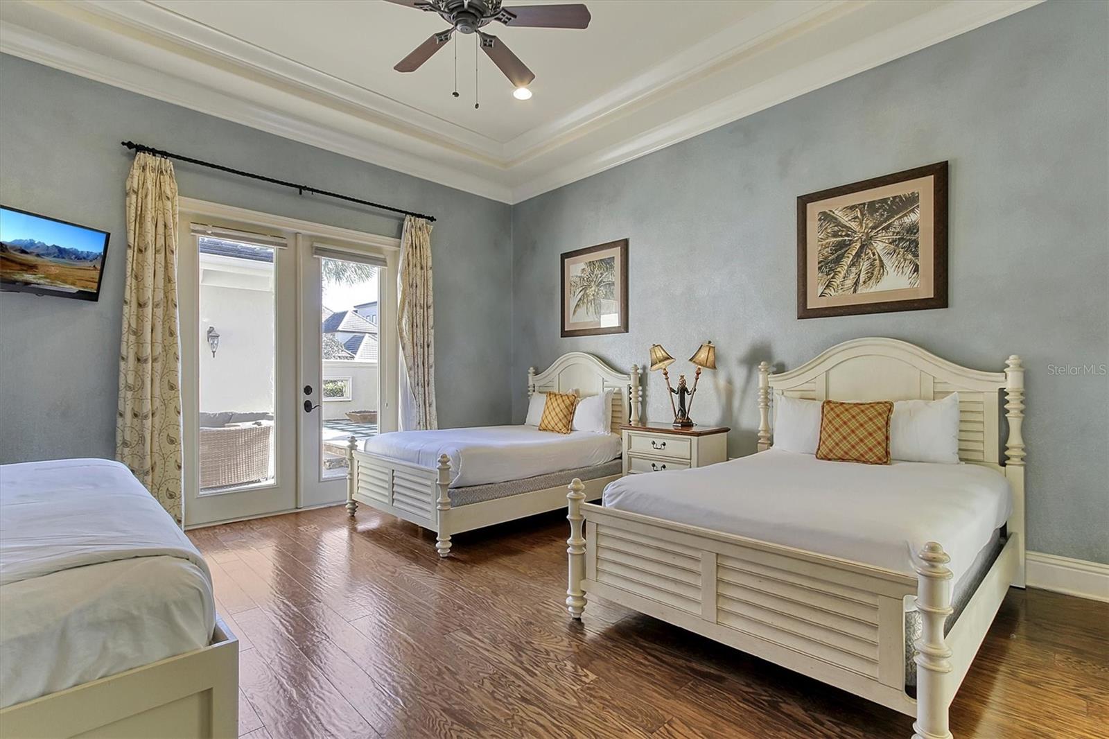 REUNION WEST VLGS NORTH - Residential