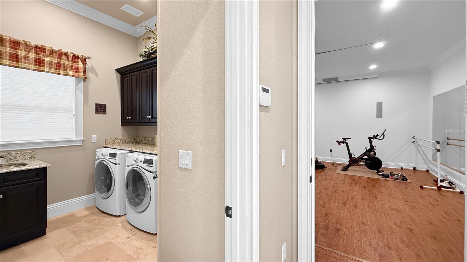 REUNION WEST VLGS NORTH - Residential