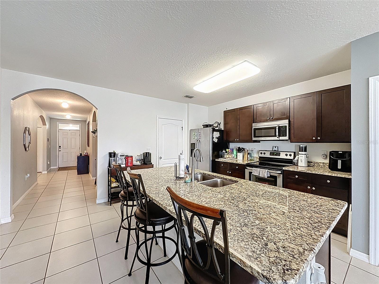 SUMMERS CORNER - Residential