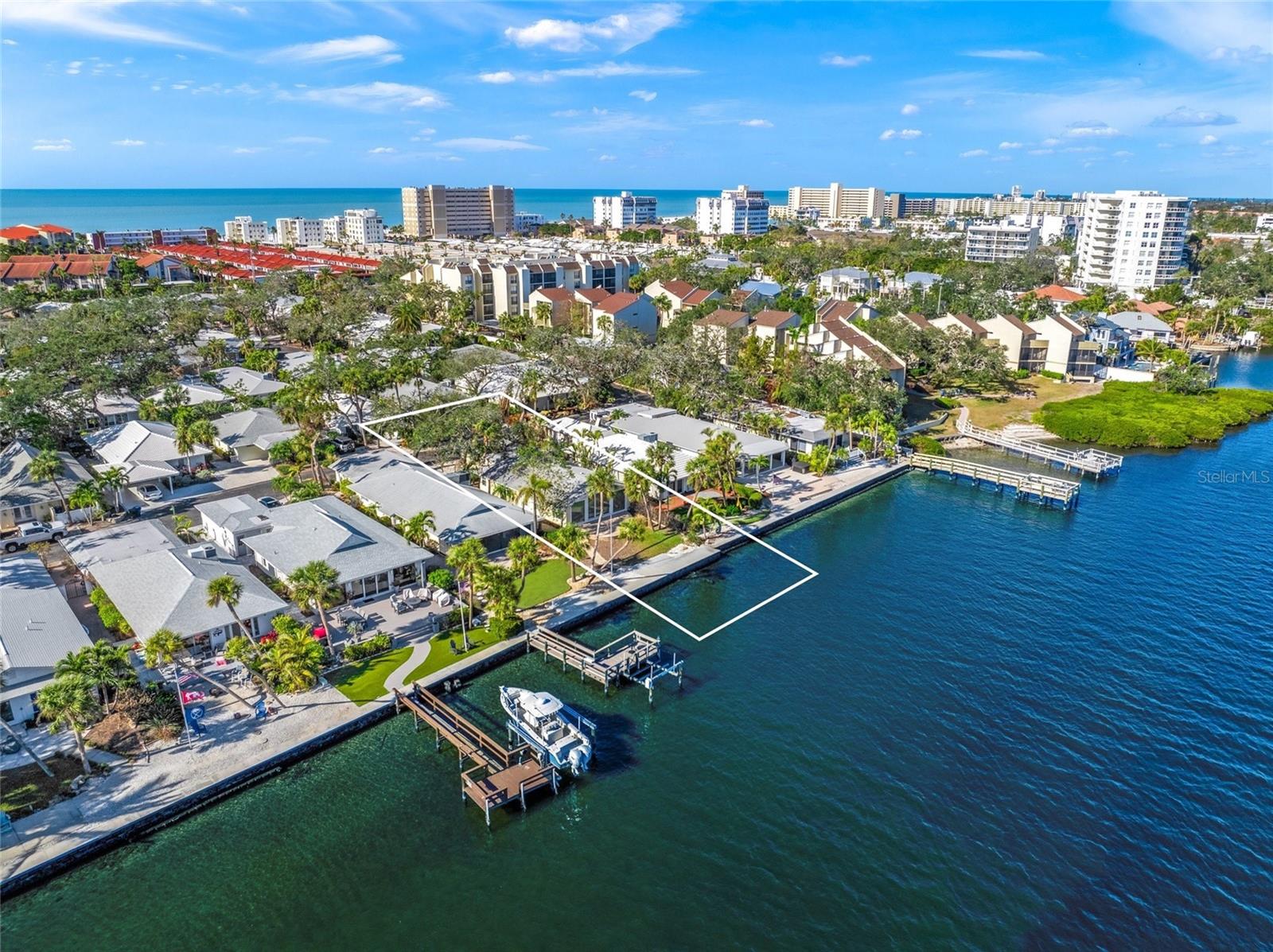 POLYNESIAN GARDENS - Residential