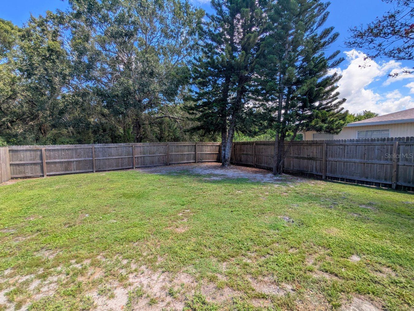 SUMMERFIELD ESTATES - Residential Lease