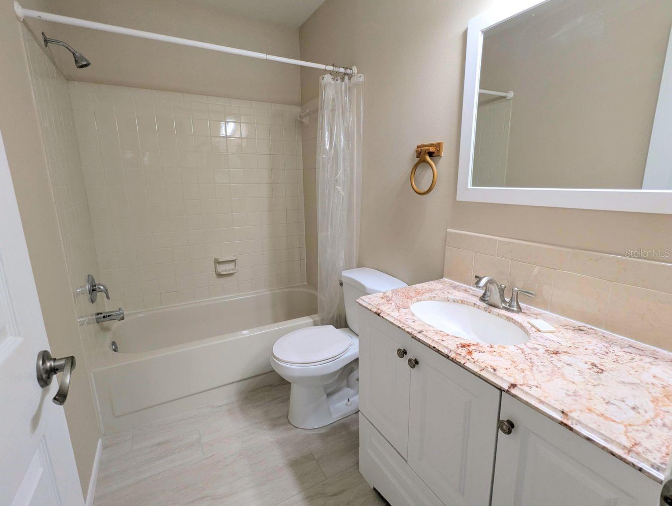 SUMMERFIELD ESTATES - Residential Lease