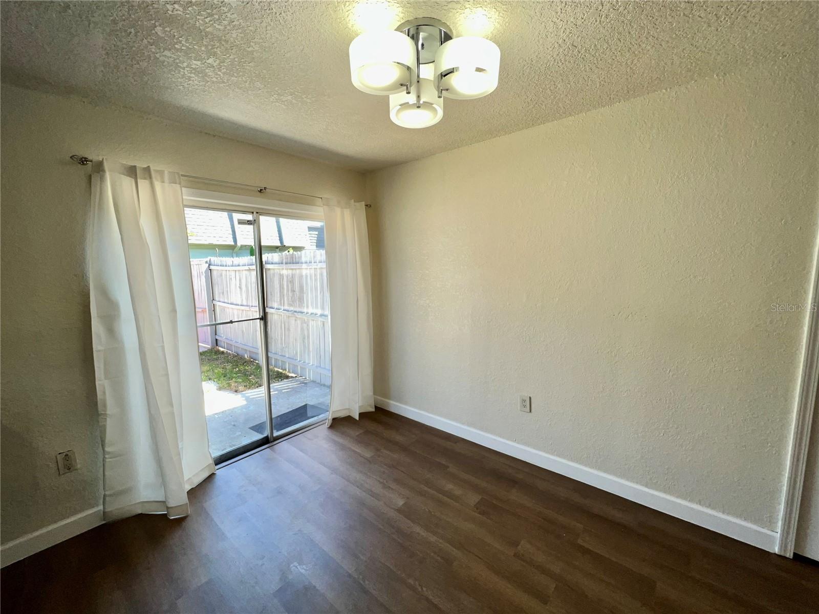 METRO/MICHIGAN PARK CONDO - Residential
