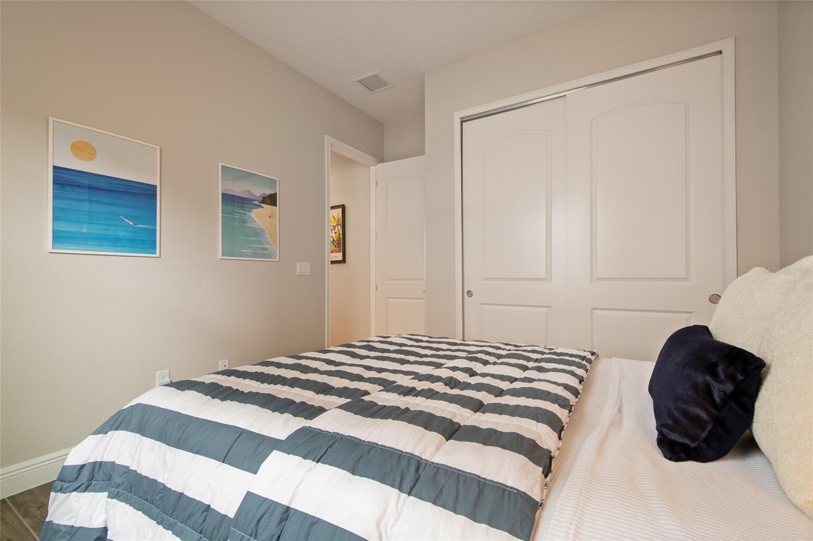 EAGLE CRK VILLAGE I - Residential