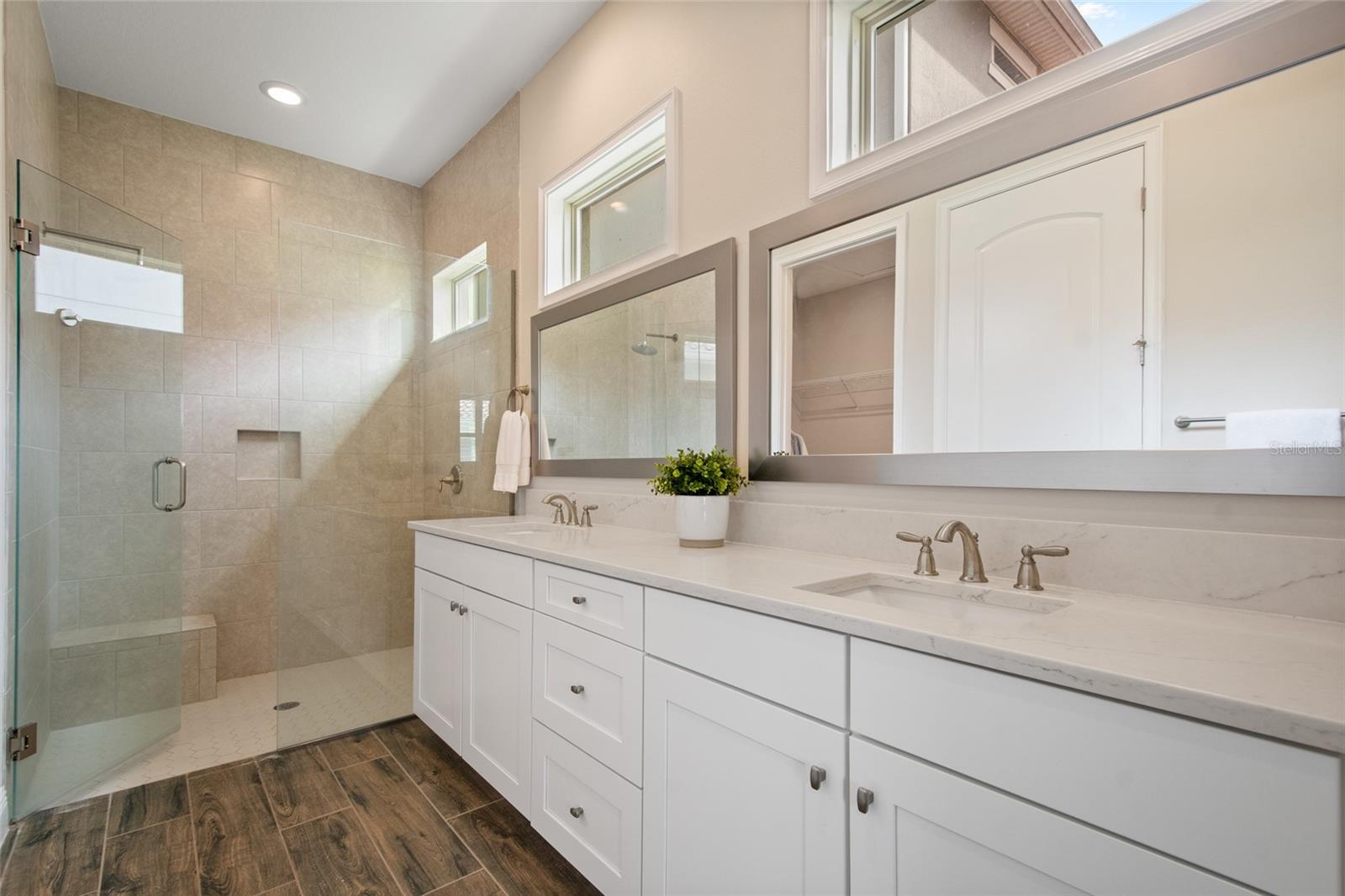 EAGLE CRK VILLAGE I - Residential