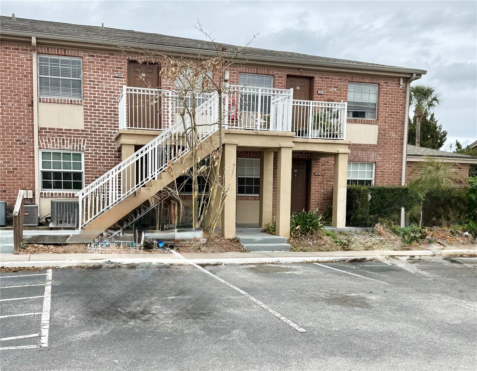 CARRINGTON PARK A CONDO - Residential