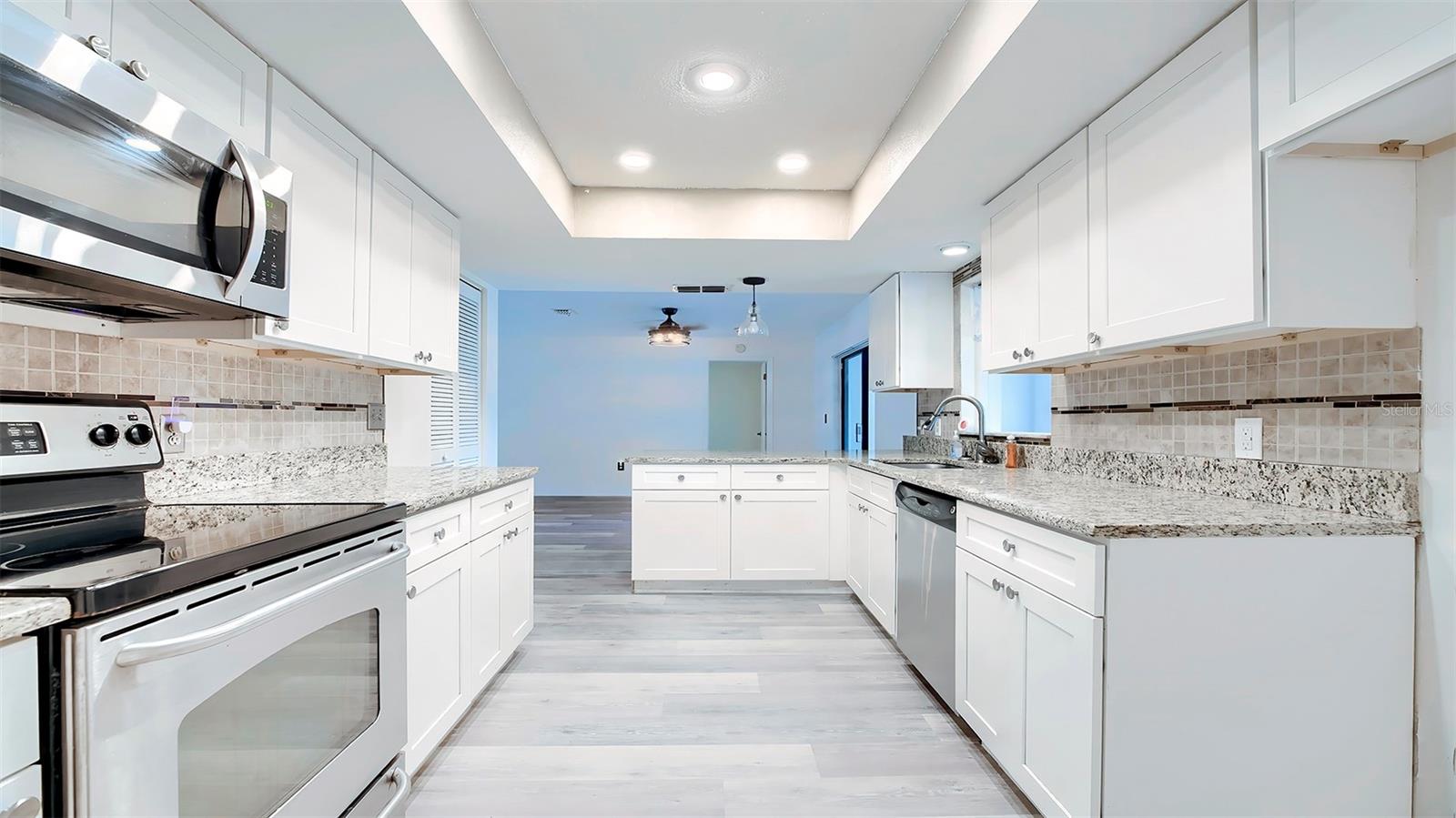 SPRING HILL - Residential