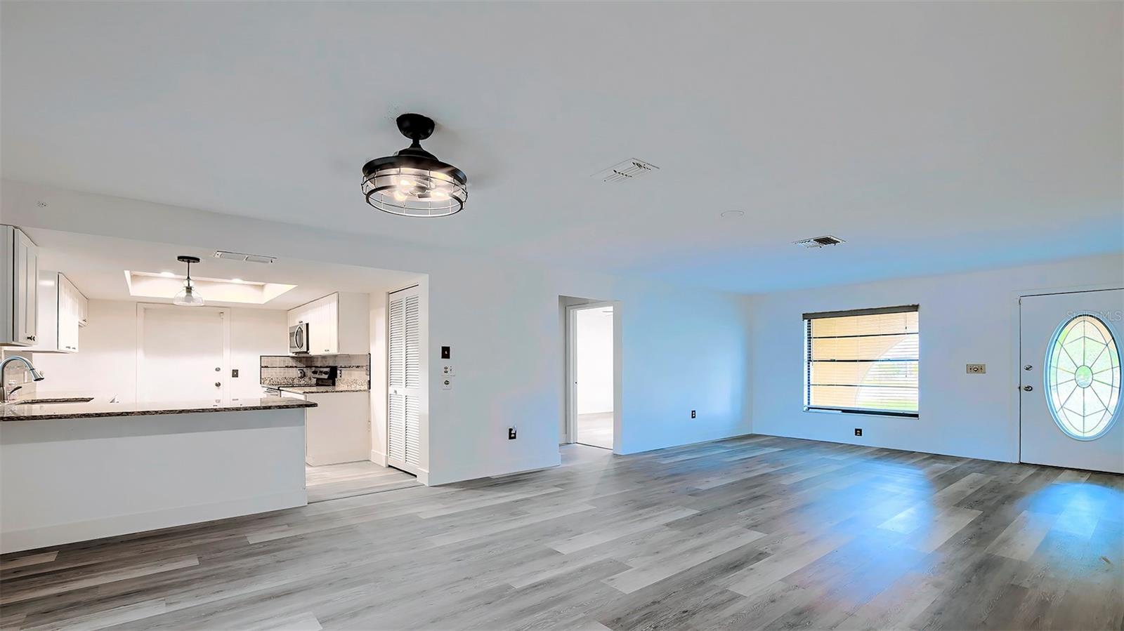 SPRING HILL - Residential