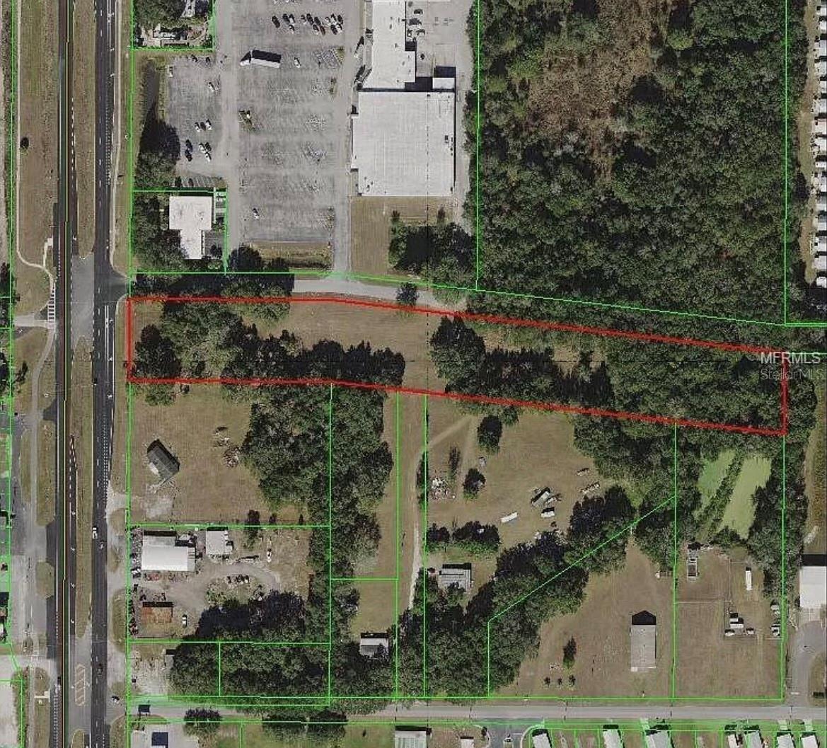 1.76 acres Commercial property with water and sewer. 150' frontage on Hwy 301 and 500' on county road.